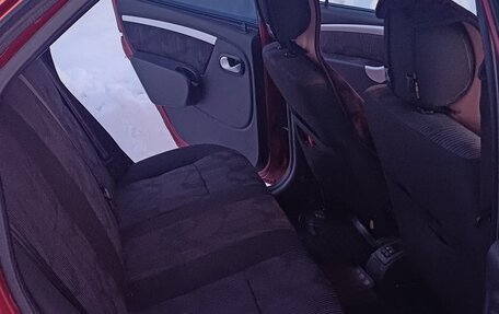 Renault Logan I, 2011 год, 580 000 рублей, 7 фотография