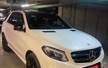 Mercedes-Benz GLE, 2017 год, 4 200 000 рублей, 13 фотография