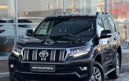 Toyota Land Cruiser Prado 150 рестайлинг 2, 2017 год, 5 400 000 рублей, 6 фотография