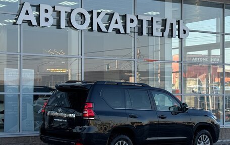 Toyota Land Cruiser Prado 150 рестайлинг 2, 2017 год, 5 400 000 рублей, 2 фотография