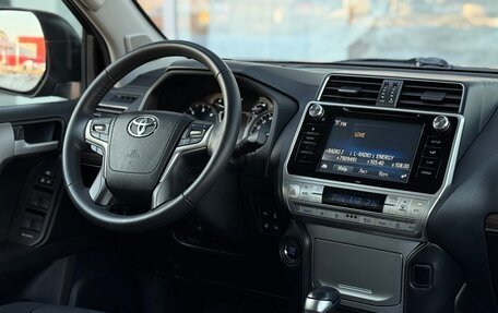 Toyota Land Cruiser Prado 150 рестайлинг 2, 2017 год, 5 400 000 рублей, 4 фотография