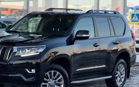 Toyota Land Cruiser Prado 150 рестайлинг 2, 2017 год, 5 400 000 рублей, 7 фотография
