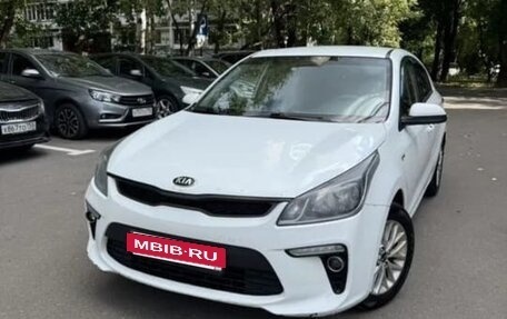 KIA Rio IV, 2019 год, 900 000 рублей, 3 фотография