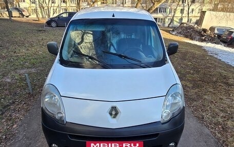 Renault Kangoo II рестайлинг, 2012 год, 395 000 рублей, 2 фотография