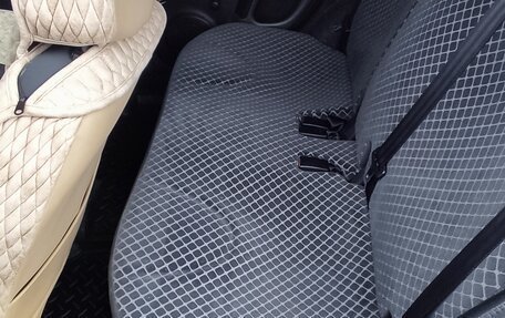 Nissan Micra III, 2006 год, 650 000 рублей, 20 фотография