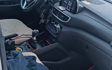 Hyundai Tucson III, 2018 год, 2 150 000 рублей, 2 фотография