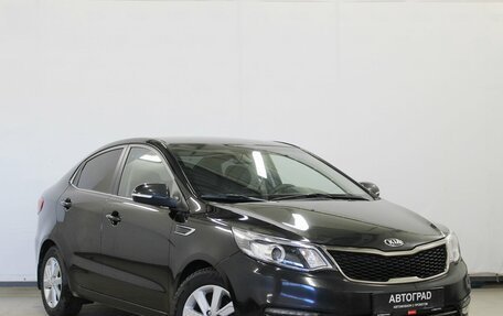 KIA Rio III рестайлинг, 2015 год, 995 000 рублей, 3 фотография