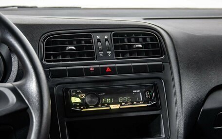 Volkswagen Polo VI (EU Market), 2018 год, 800 000 рублей, 16 фотография