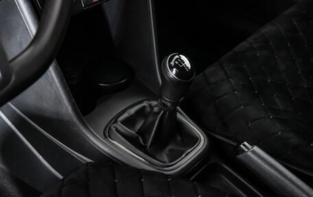 Volkswagen Polo VI (EU Market), 2018 год, 800 000 рублей, 18 фотография