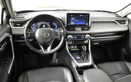 Toyota RAV4, 2019 год, 3 762 900 рублей, 6 фотография