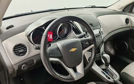 Chevrolet Cruze II, 2013 год, 819 000 рублей, 21 фотография