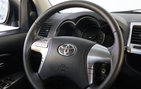 Toyota Hilux VII, 2014 год, 3 099 000 рублей, 12 фотография