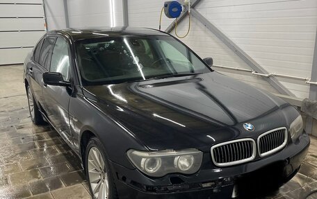 BMW 7 серия, 2004 год, 650 000 рублей, 1 фотография