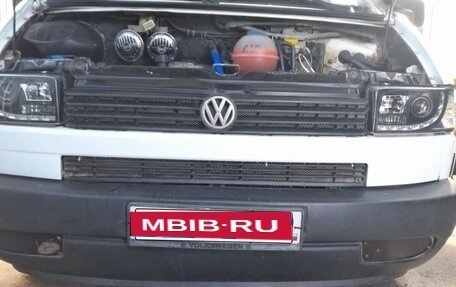 Volkswagen Transporter T4, 2001 год, 650 000 рублей, 1 фотография