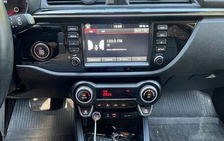 KIA Rio IV, 2019 год, 1 585 000 рублей, 7 фотография