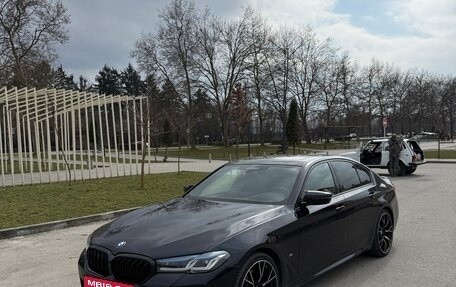 BMW 5 серия, 2020 год, 4 800 000 рублей, 2 фотография