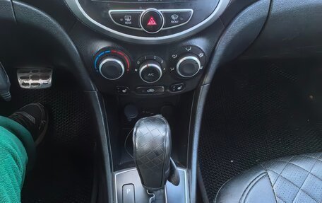 Hyundai Solaris II рестайлинг, 2014 год, 720 000 рублей, 11 фотография