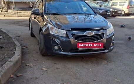 Chevrolet Cruze II, 2014 год, 700 000 рублей, 2 фотография