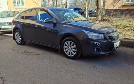 Chevrolet Cruze II, 2014 год, 700 000 рублей, 3 фотография