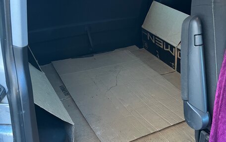 Volkswagen Caravelle T6 рестайлинг, 2018 год, 3 300 000 рублей, 12 фотография