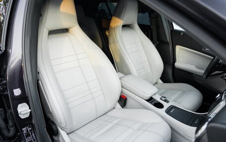 Mercedes-Benz GLA, 2015 год, 1 750 000 рублей, 11 фотография