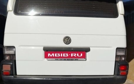 Volkswagen Transporter T4, 2001 год, 650 000 рублей, 2 фотография