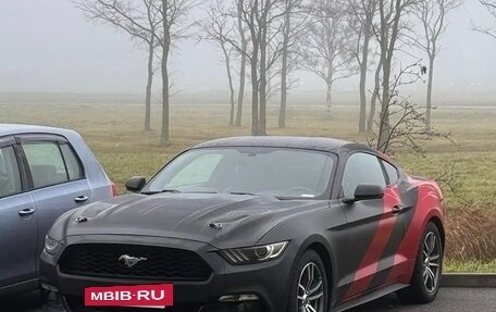 Ford Mustang VI рестайлинг, 2017 год, 2 200 000 рублей, 7 фотография