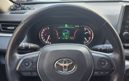 Toyota RAV4, 2021 год, 3 500 000 рублей, 13 фотография