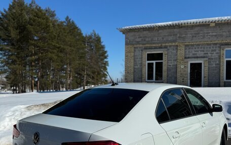 Volkswagen Polo VI (EU Market), 2021 год, 1 950 000 рублей, 3 фотография