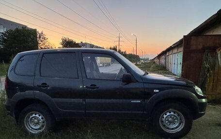 Chevrolet Niva I рестайлинг, 2012 год, 450 000 рублей, 7 фотография