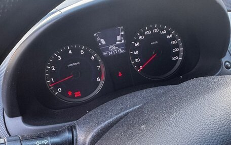 Hyundai Solaris II рестайлинг, 2011 год, 670 000 рублей, 6 фотография