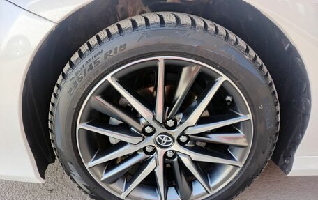 Toyota Camry, 2022 год, 3 649 000 рублей, 10 фотография