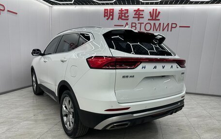 Haval H6, 2022 год, 1 500 000 рублей, 6 фотография