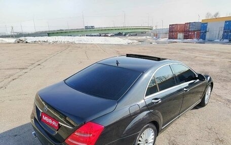 Mercedes-Benz S-Класс, 2007 год, 970 000 рублей, 1 фотография