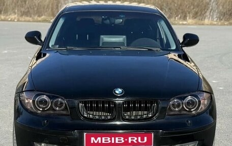 BMW 1 серия, 2010 год, 850 000 рублей, 1 фотография