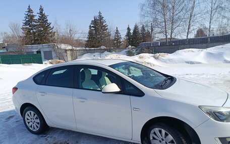 Opel Astra J, 2013 год, 910 000 рублей, 4 фотография