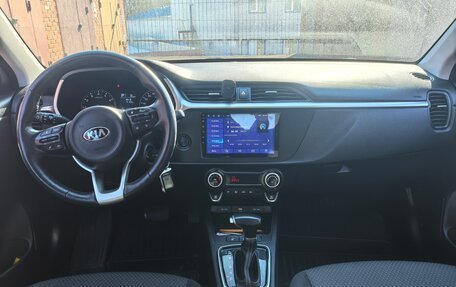 KIA Rio IV, 2021 год, 1 750 000 рублей, 10 фотография