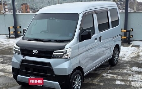 Daihatsu Hijet X, 2020 год, 849 000 рублей, 3 фотография