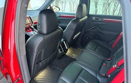 Porsche Cayenne III, 2012 год, 2 650 000 рублей, 15 фотография