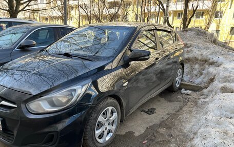 Hyundai Solaris II рестайлинг, 2014 год, 850 000 рублей, 2 фотография