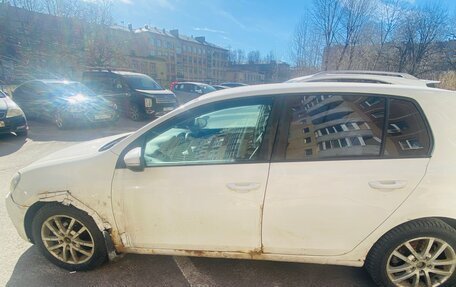 Volkswagen Golf VI, 2010 год, 300 000 рублей, 2 фотография