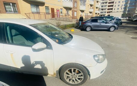 Volkswagen Golf VI, 2010 год, 300 000 рублей, 4 фотография