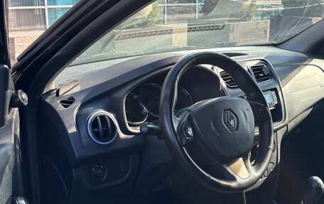 Renault Logan II, 2015 год, 520 000 рублей, 7 фотография