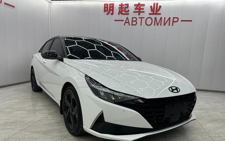 Hyundai Elantra, 2023 год, 1 585 000 рублей, 2 фотография