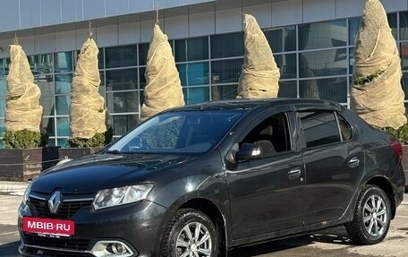 Renault Logan II, 2015 год, 520 000 рублей, 3 фотография