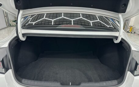 Hyundai Elantra, 2023 год, 1 585 000 рублей, 9 фотография