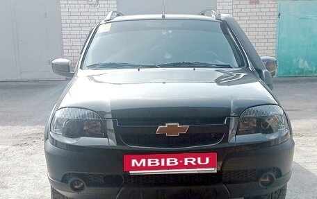 Chevrolet Niva I рестайлинг, 2018 год, 985 000 рублей, 9 фотография