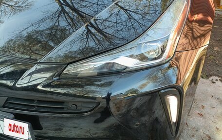 Toyota Prius IV XW50, 2019 год, 1 700 000 рублей, 2 фотография