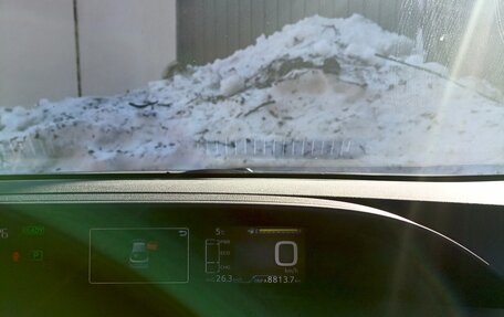 Toyota Prius IV XW50, 2019 год, 1 700 000 рублей, 11 фотография