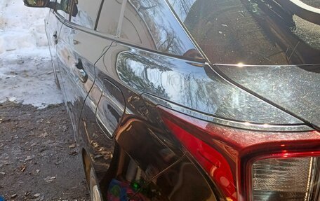 Toyota Prius IV XW50, 2019 год, 1 700 000 рублей, 14 фотография